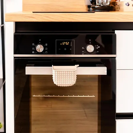 Sunset - Aproape De Plaja, Nou, Modern