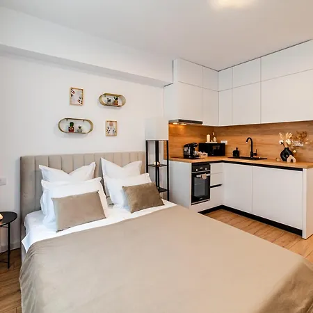Apartman Sunset - Aproape De Plaja, Nou, Modern Konstanca